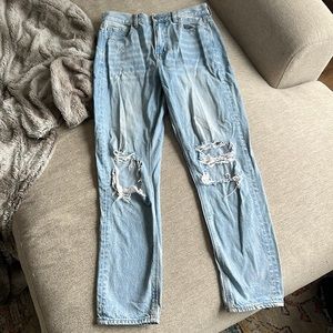 AE Boyfriend Jean